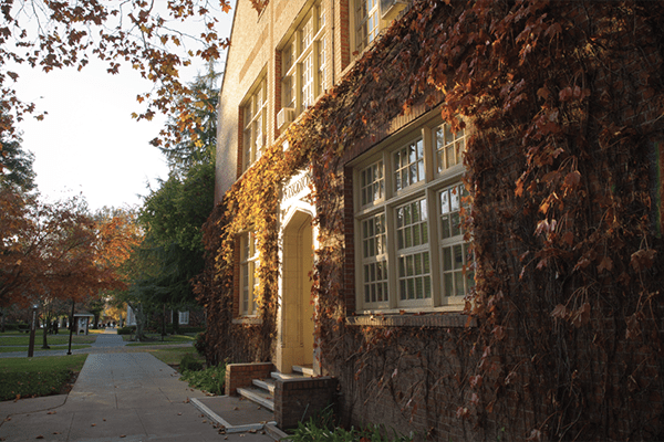 Knoles Hall