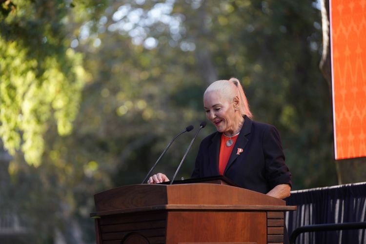 Chair Mary-Elizabeth Eberhardt '76