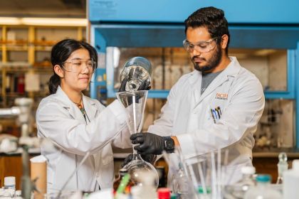 students work together in a lab