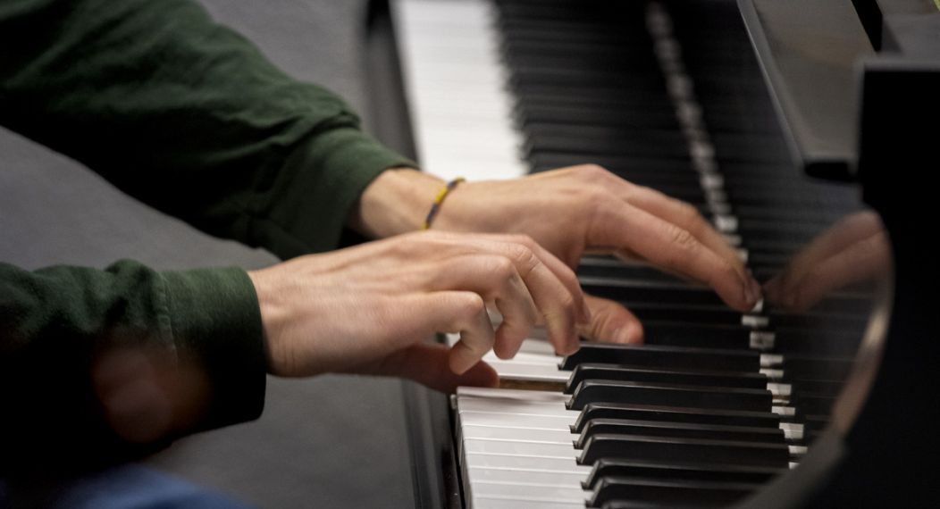 Pianist's hands