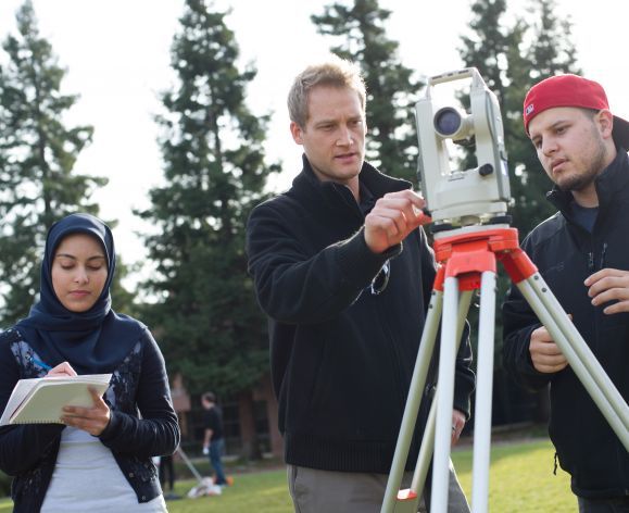 Students in the civil engineering survey course. 