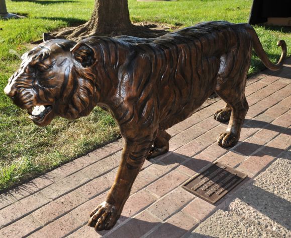 bronze tiger statue